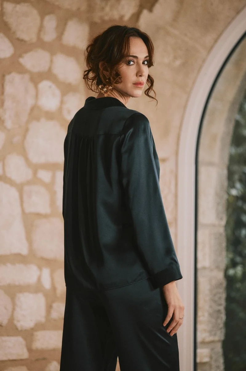 Pyjama noir Tess en satin de soie