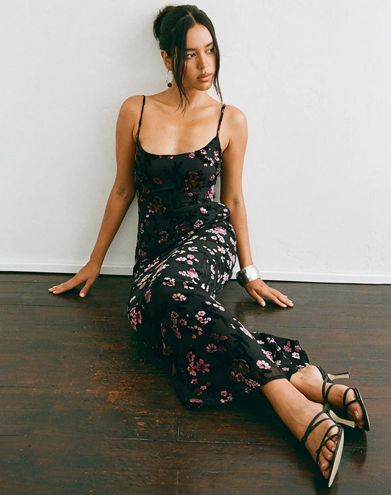 Robe longue Nismara à motif floral dévoré, noire