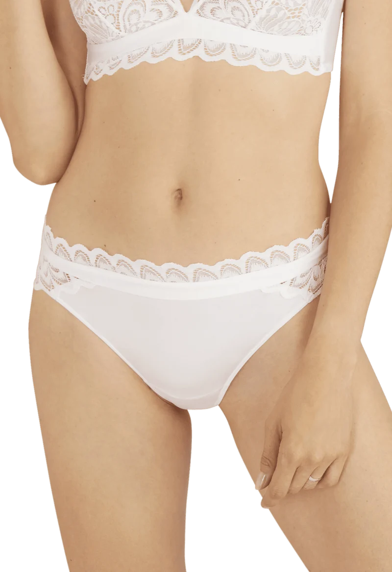 Slip brésilien Dentelle Audacieuse - Blanc