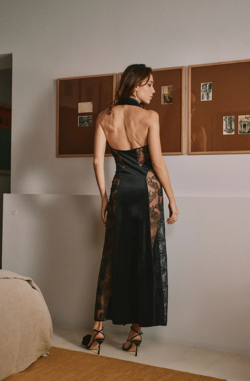 Nuisette longue sensuelle en dentelle et velours Daniella