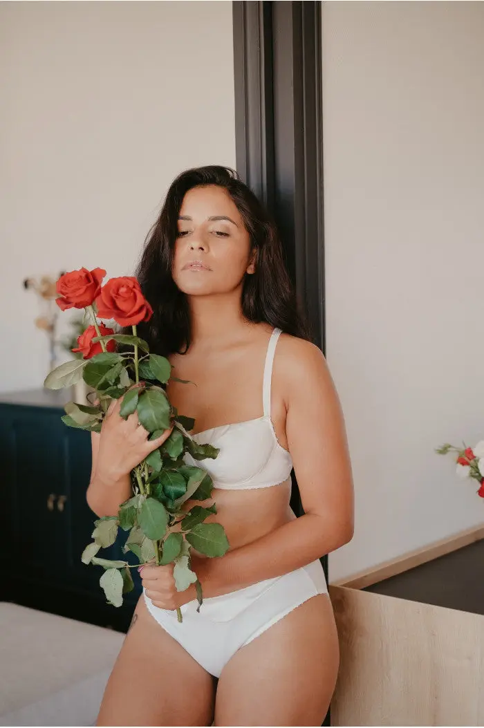 Soutien-gorge avec armatures en coton biologique et soie – confort & élégance