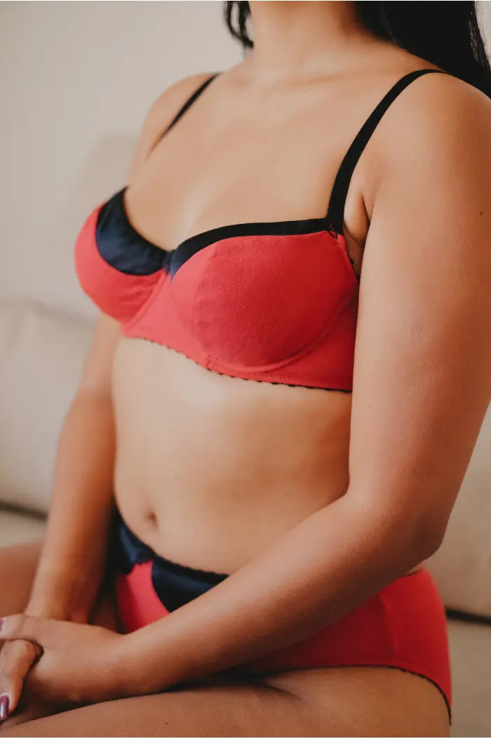Soutien-gorge avec armatures en coton biologique et soie – confort & élégance