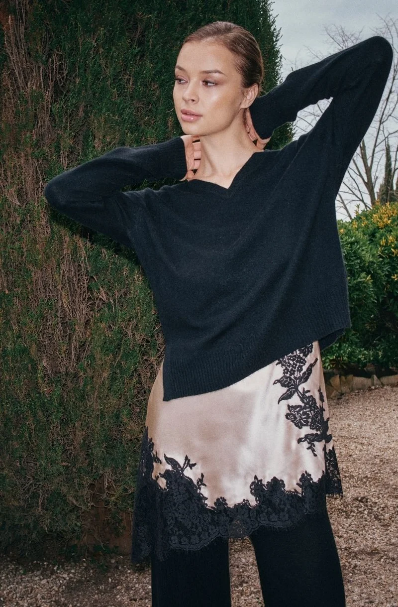 LOOK 05 - DÉTENTE SOPHISTIQUÉE