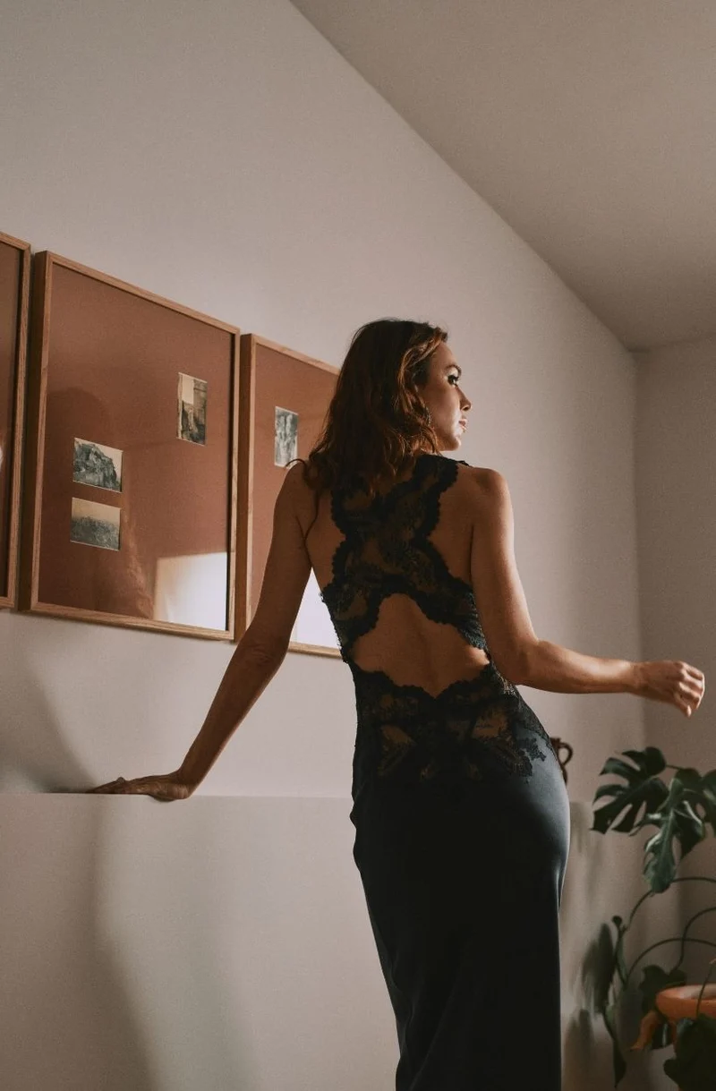 Nuisette longue sensuelle Daniella en soie et dentelle