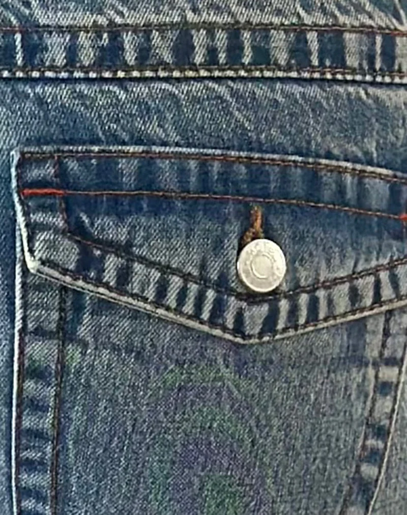 Jean taille très basse à coutures torsadées, couleur « True Blue »
