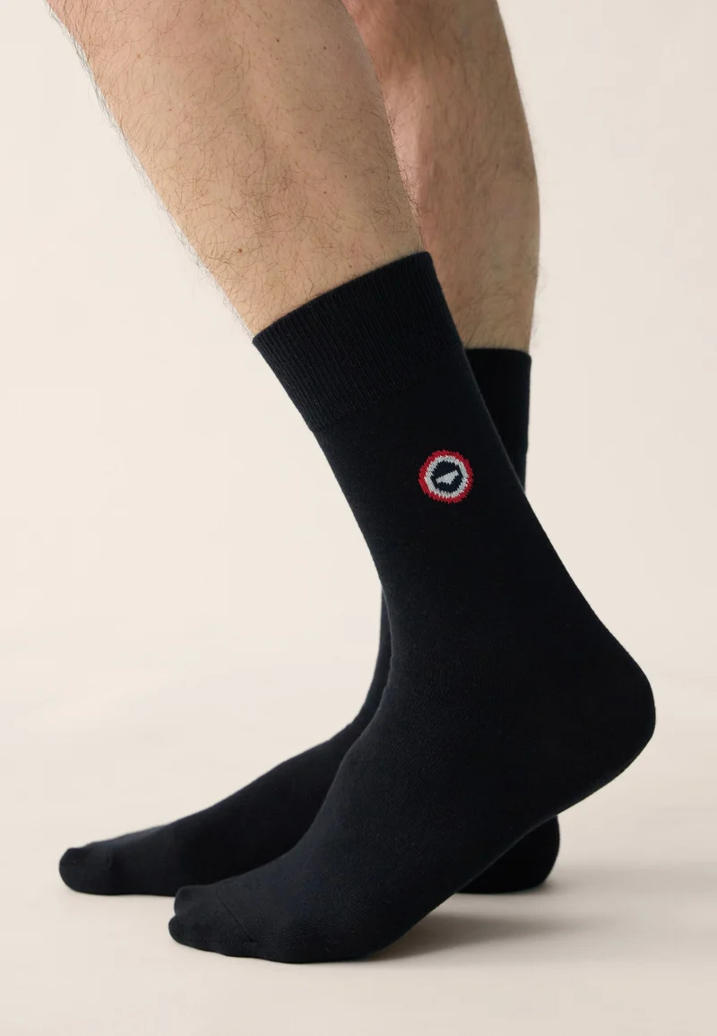 Le paquet de rentrée - L’Équipement Complet Pour Une Rentrée Chargée : Lot De 3 Boxers Marine Et 3 Paires De Chaussettes Noires