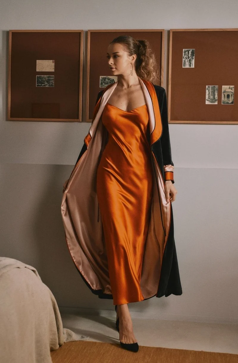 Peignoir long en velours doublé de soie Daniella