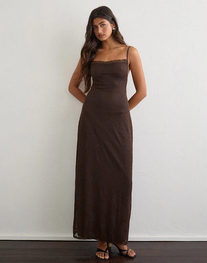 Robe longue Madrid en dentelle couleur chocolat