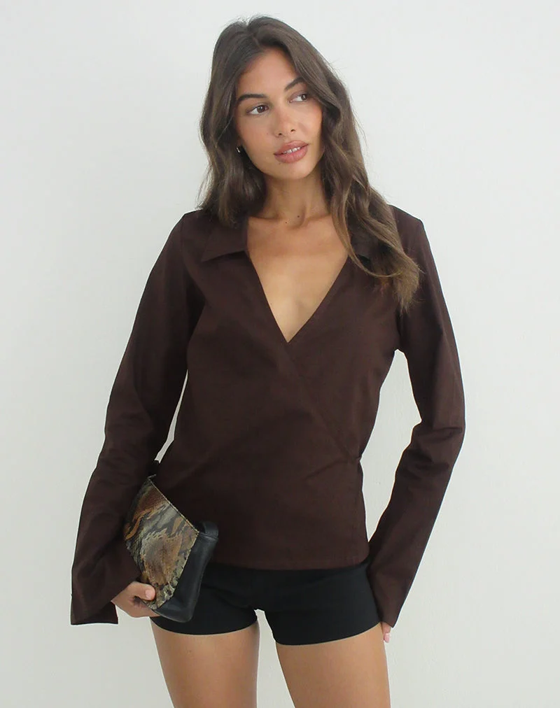 Chemise à pans croisés « Rakto Wrap » en popeline, couleur chocolat amer