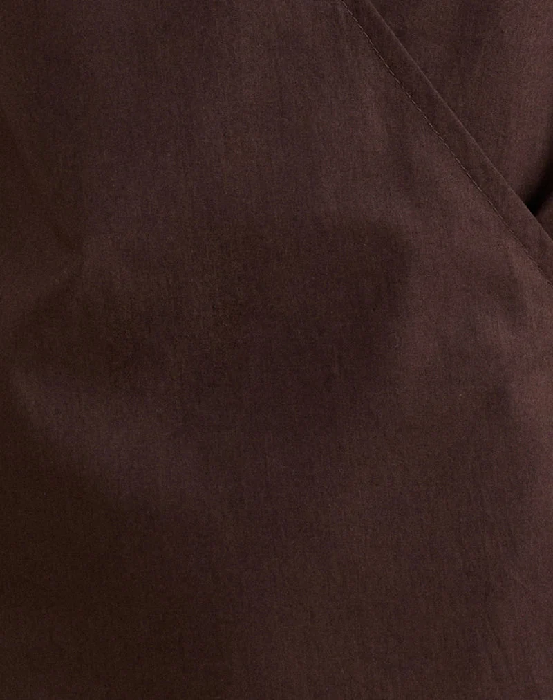 Chemise à pans croisés « Rakto Wrap » en popeline, couleur chocolat amer