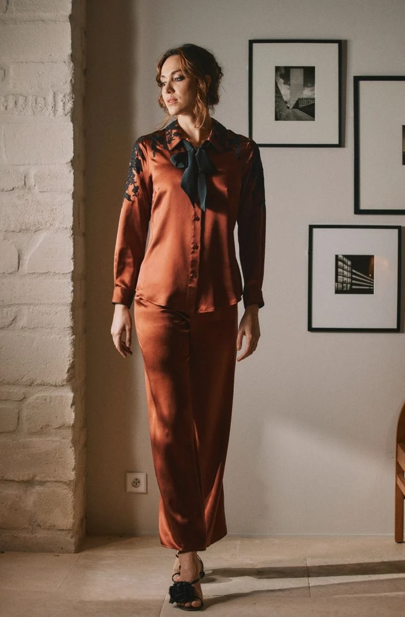 Chemise en soie et dentelle Doria