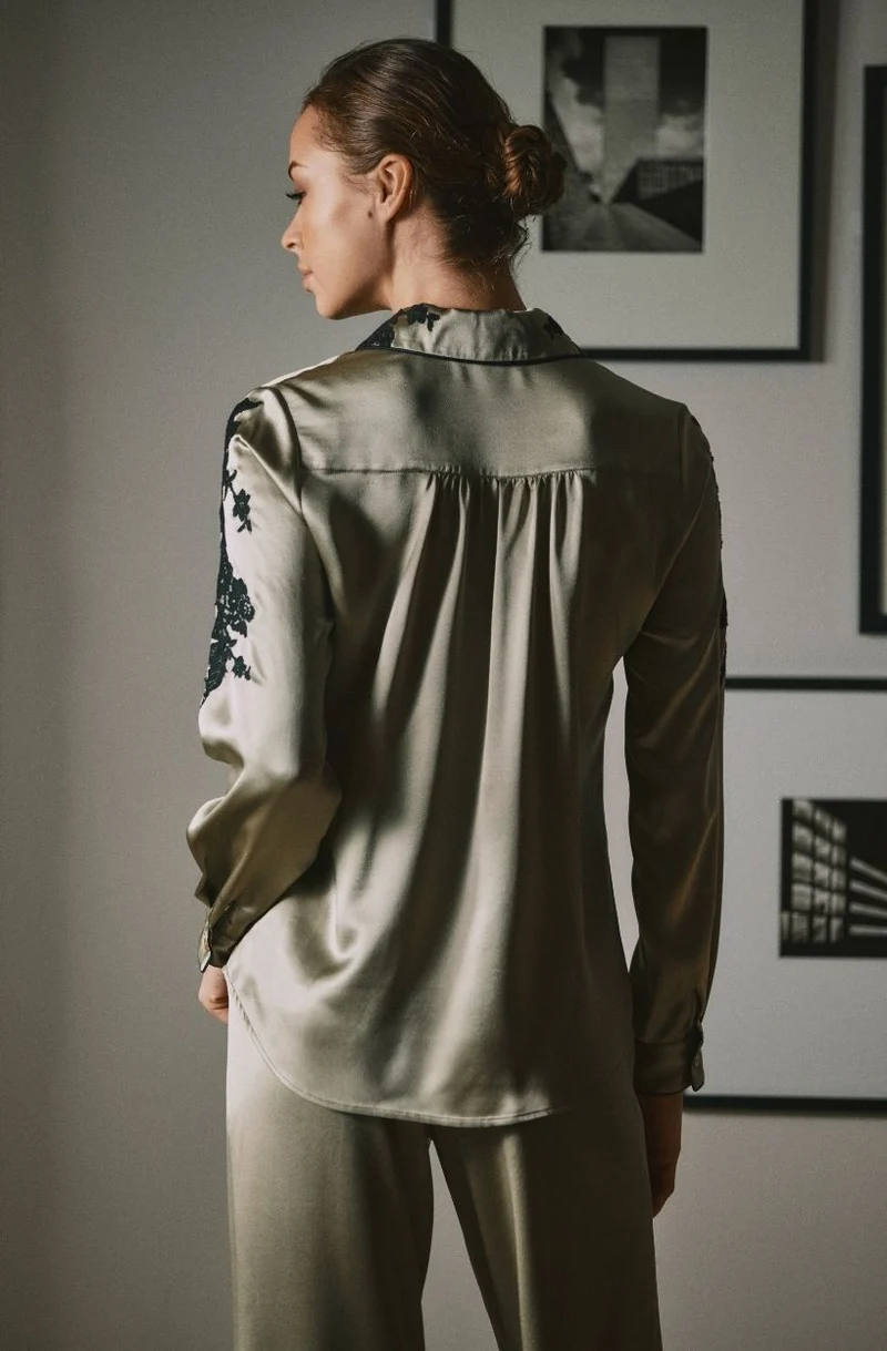 Chemise en soie et dentelle Doria