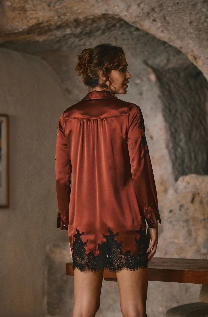 Robe chemise en soie et dentelle Doria