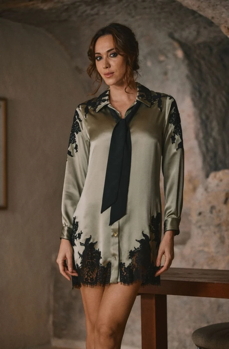 Robe chemise en soie et dentelle Doria