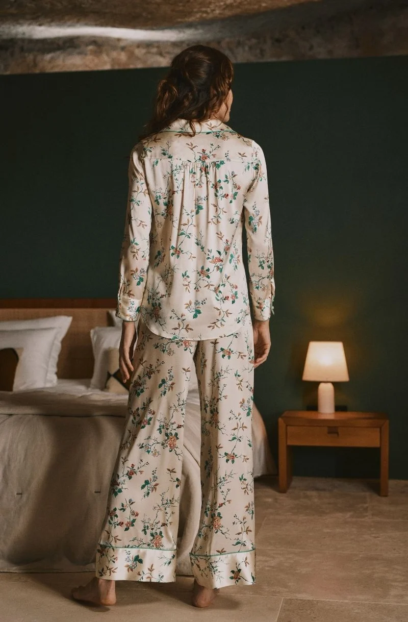 Pyjama en satin à motif floral Daisy