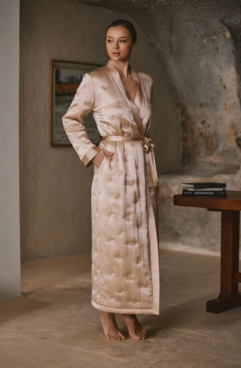 Peignoir long en soie matelassée Doria