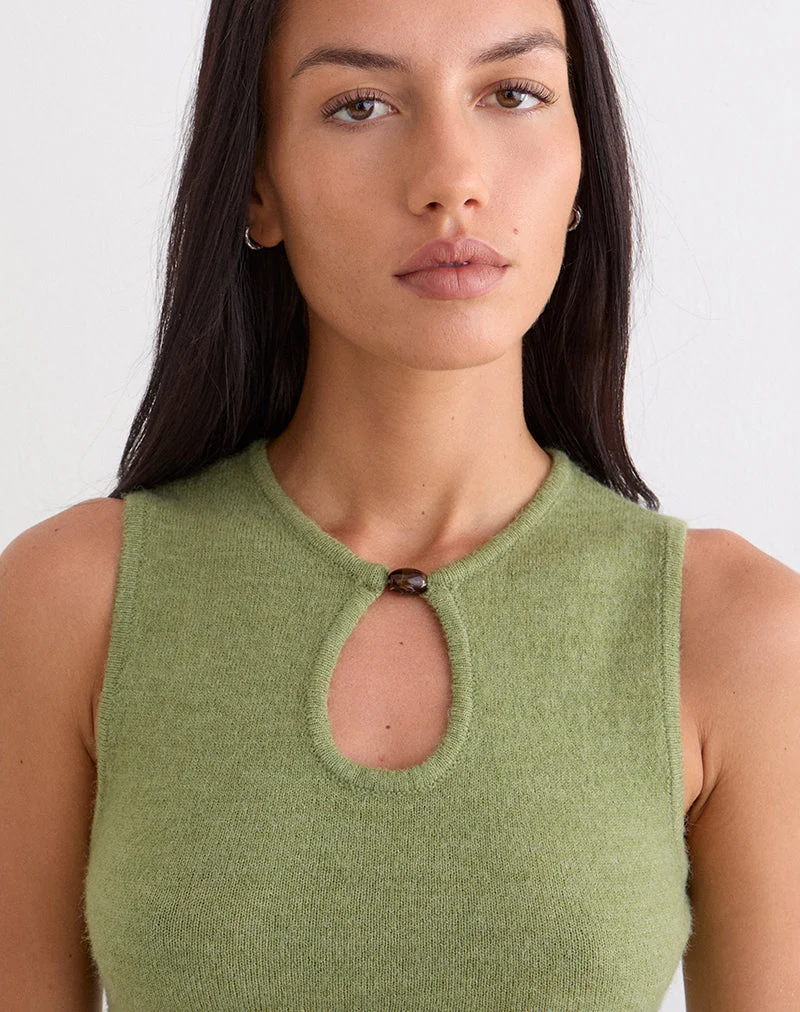 Haut Reita à encolure en trou de serrure et perle, en maille olive