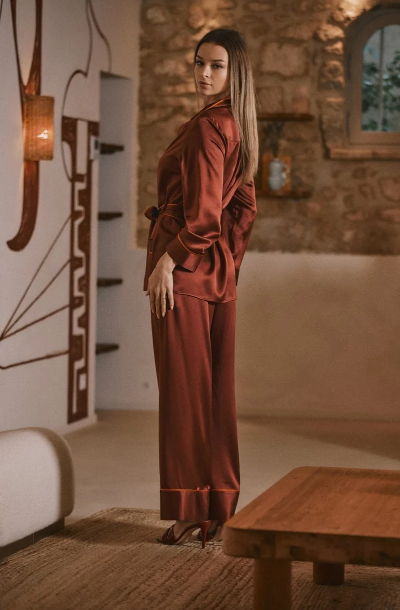 Pyjama en soie Diane orné de biais contrastés