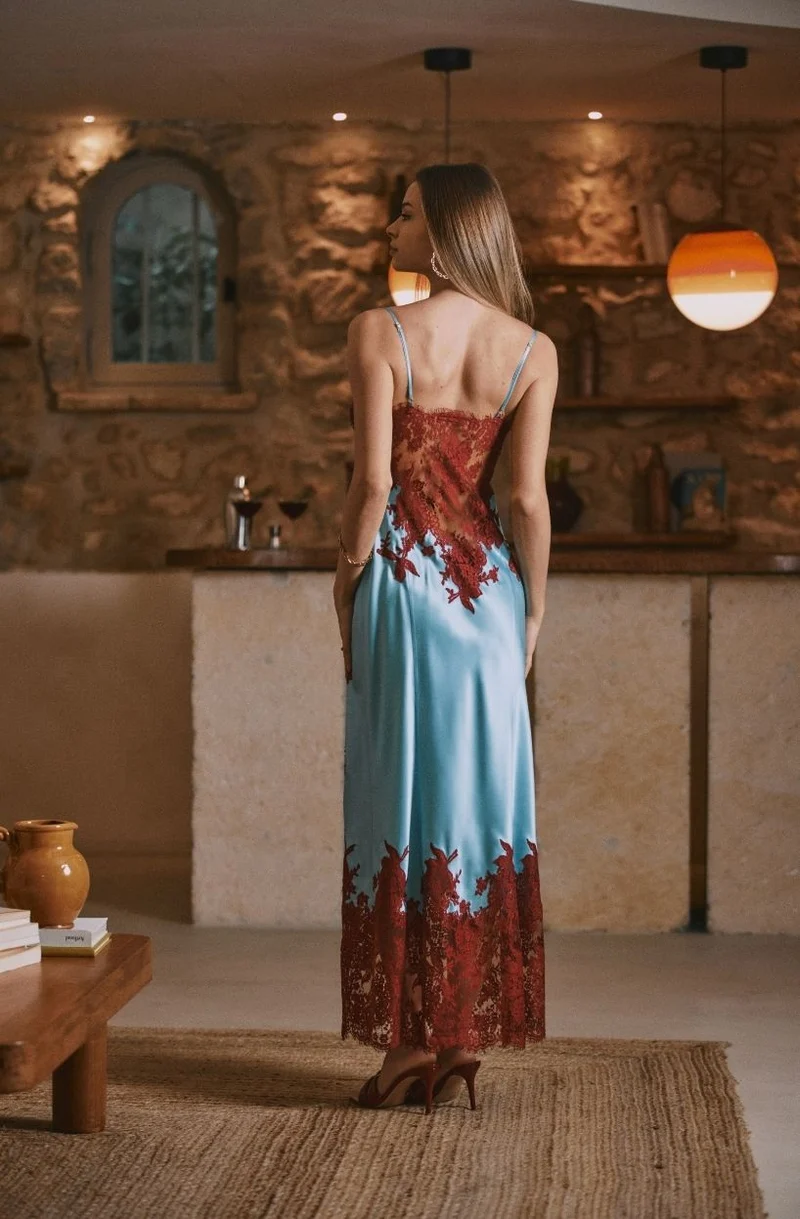 Nuisette longue fendue Diane en soie et dentelle