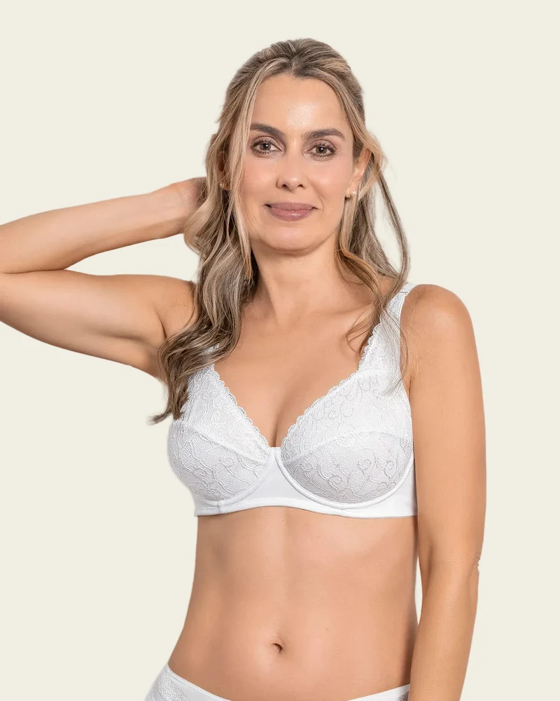 Bralette triangle avec bonnets en dentelle et dos en tissu lisse