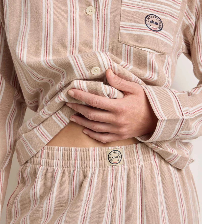 Ensemble pyjama femme flanelle rayée brun et beige DIM x Ines de la Fressange