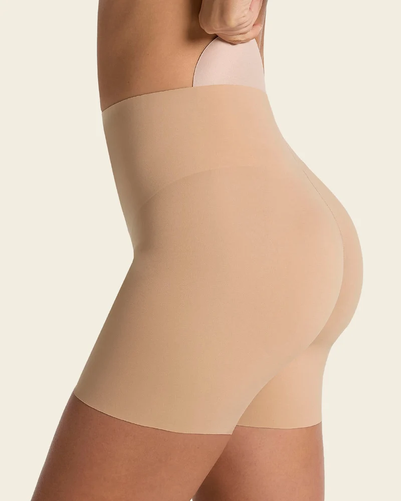 Culotte gainante push up avec coussinets amovibles