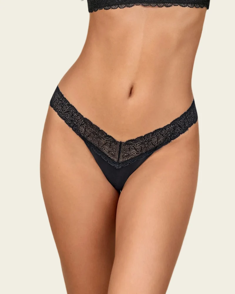 Culotte brésilienne avec dentelle à la taille et tissu lisse