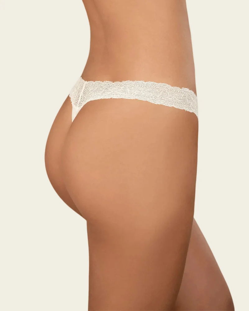 Culotte brésilienne avec dentelle à la taille et tissu lisse