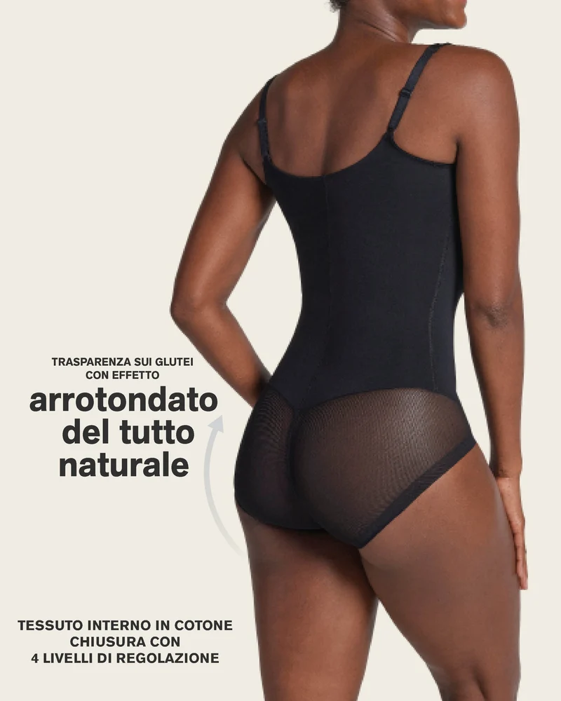 Body à contrôle fort avec bonnets arqués