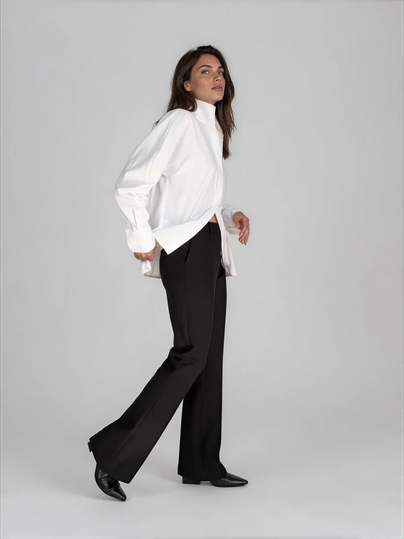 Pantalon taille haute à jambe évasée Suzie