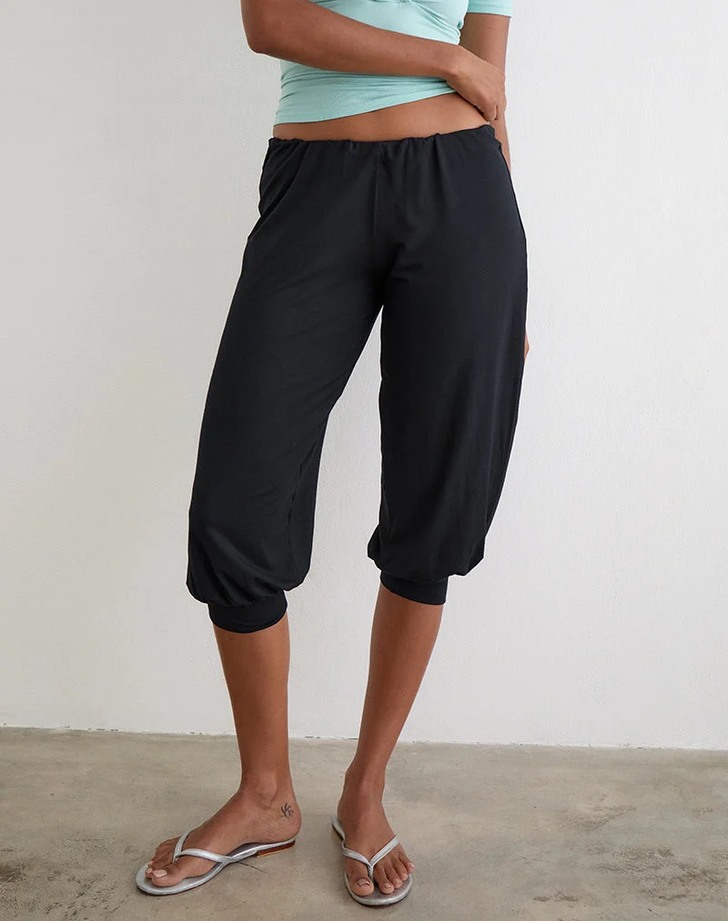 Pantalon capri Kurty en jersey de rayonne, noir