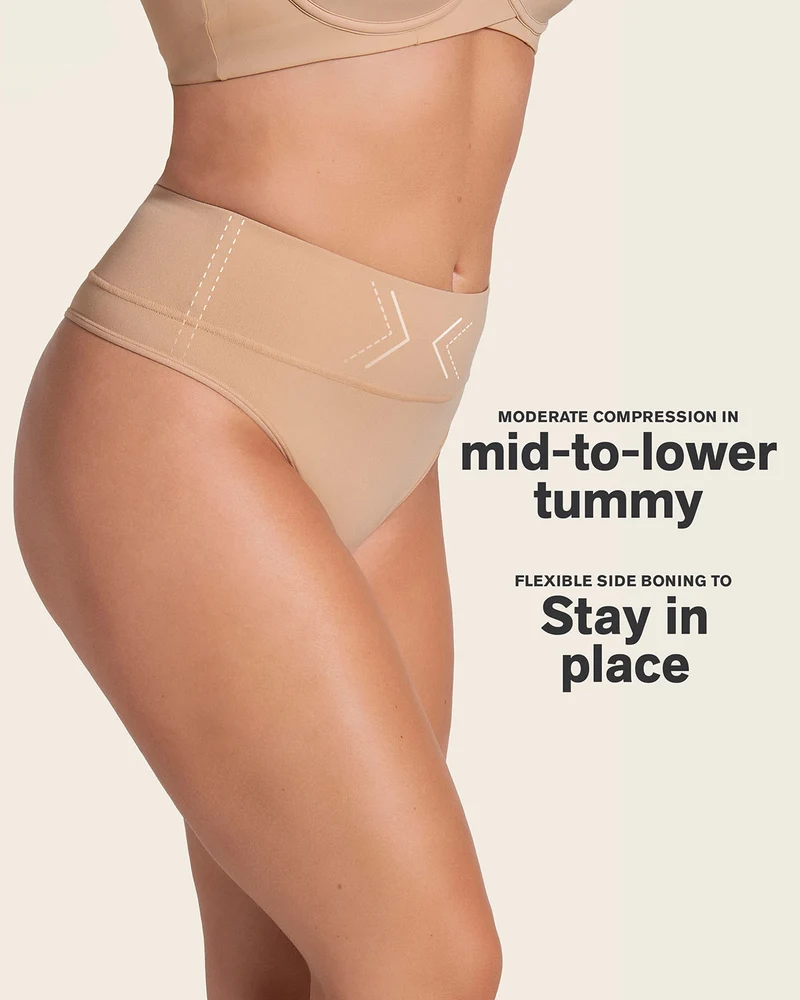 String amincissant taille haute à contrôle modéré sans coutures