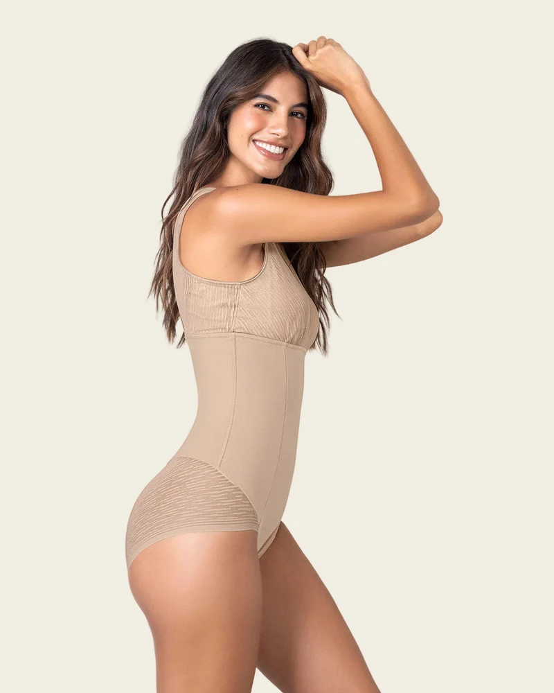 Body avec contrôle du ventre avec bralette intégrée