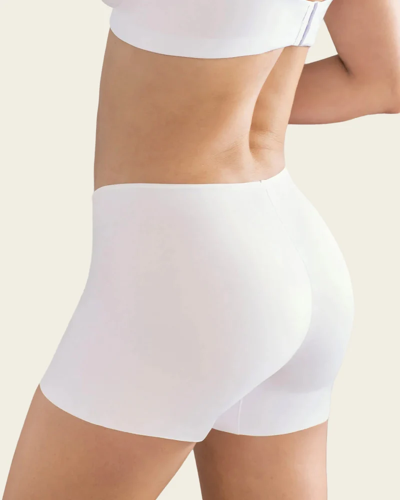 Shorty taille haute invisible