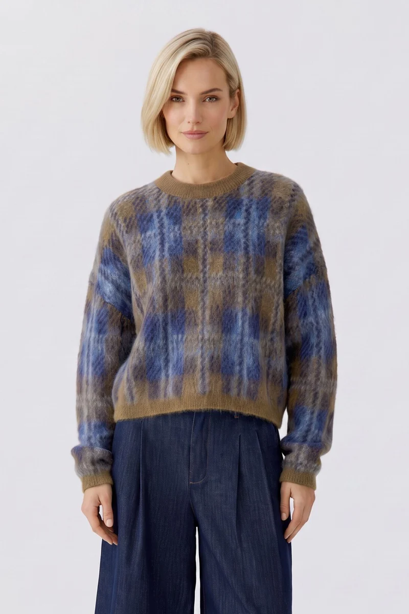 Pull à carreaux au fini brossé