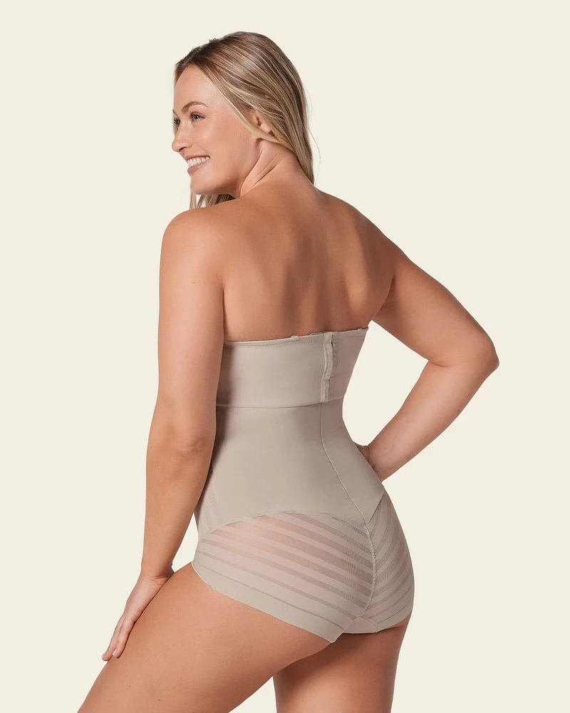 Culotte gainante sans contrôle avec bandes en dentelle