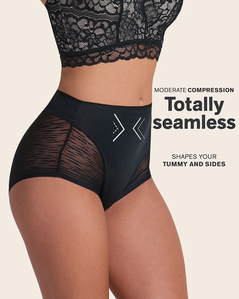 Culotte gainante classique invisible avec transparences sur les fesses et les côtés