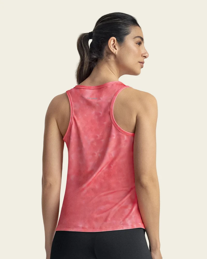 T-shirt de sport semi-ajusté à séchage rapide pour femmes