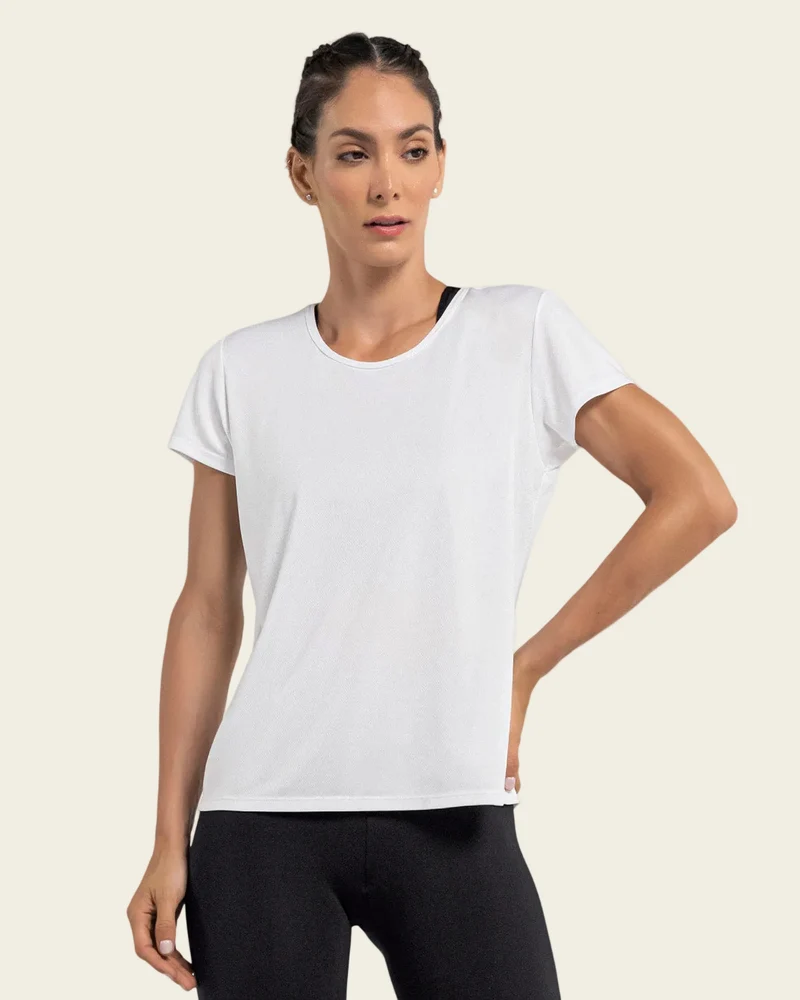 T-shirt de sport à séchage rapide pour une silhouette semi-ajustée