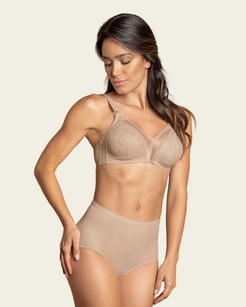 Soutien-gorge à contrôle léger avec bonnets en dentelle