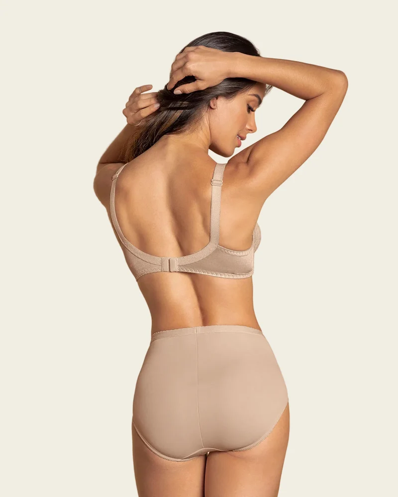 Soutien-gorge à contrôle léger avec bonnets en dentelle