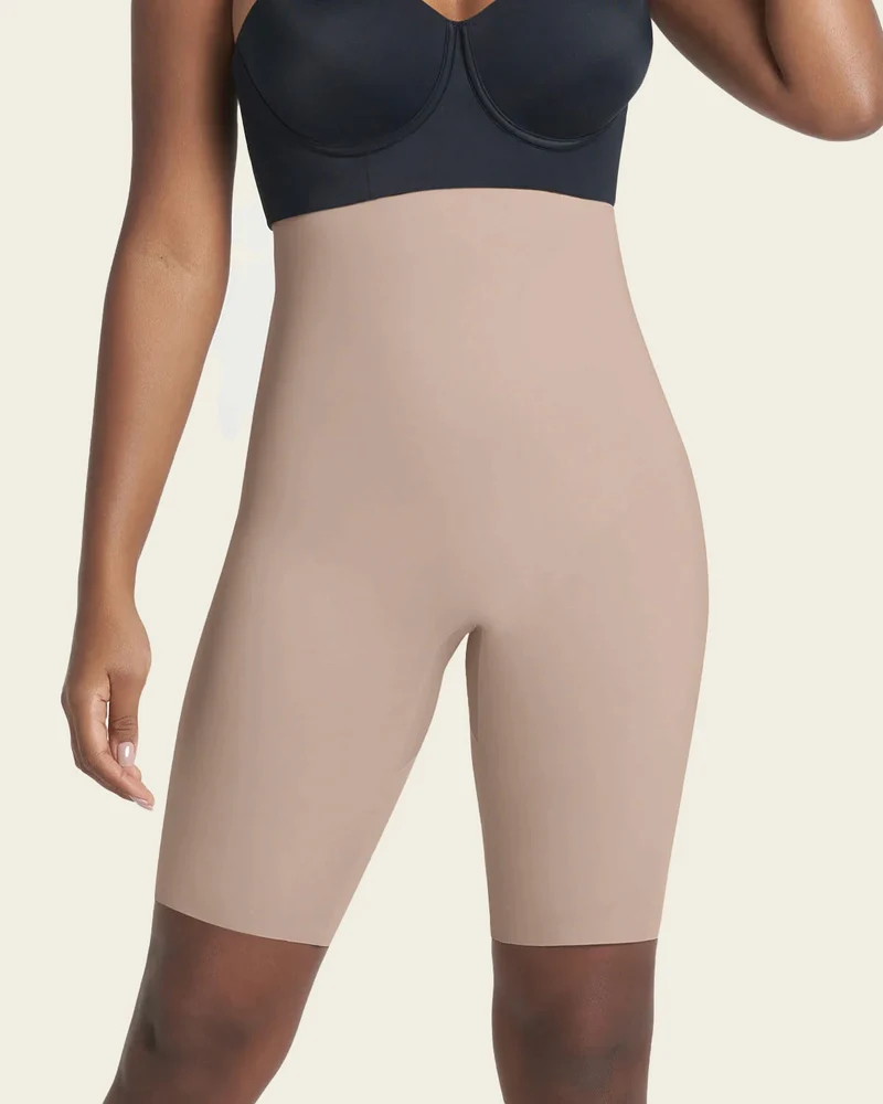 Culotte gainante taille haute invisible avec effet lifté des fesses