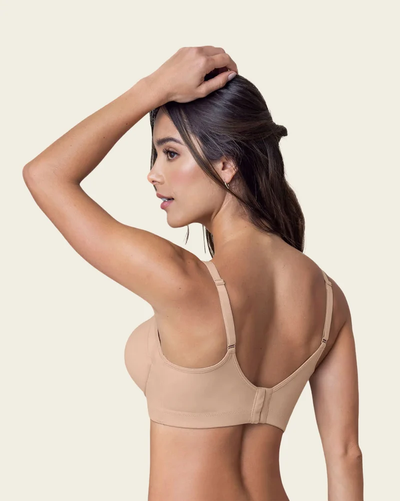 Soutien-gorge avec une bonne couverture des emmanchures et du dos