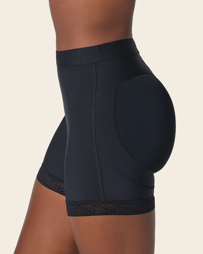 Shorty gainant avec effet fesses liftées