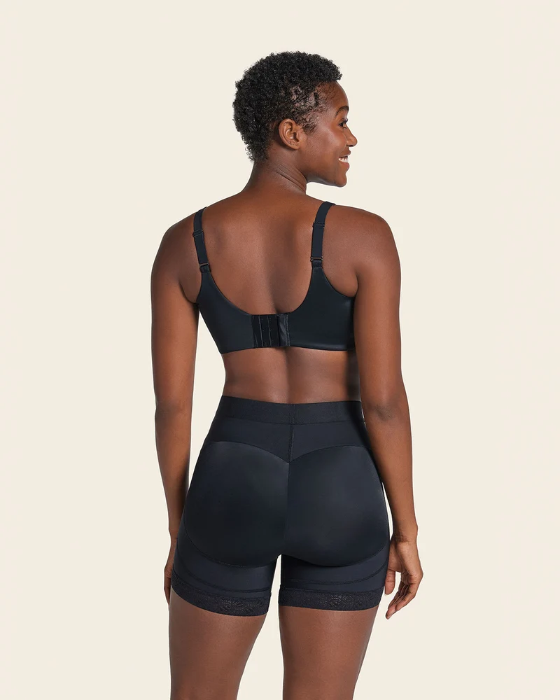 Shorty gainant avec effet fesses liftées