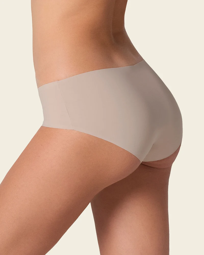 Culotte hipster invisible ultra plate sans élastiques et peu de coutures