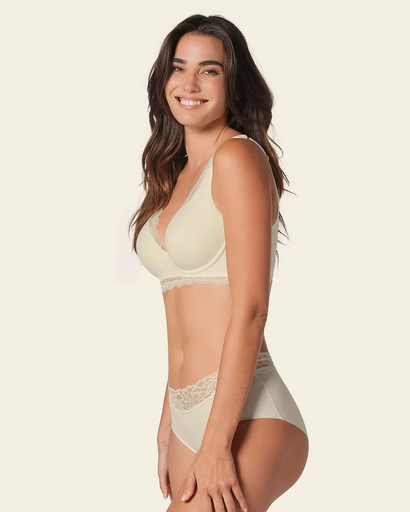 Soutien-gorge en dentelle à armatures et couverture intégrale