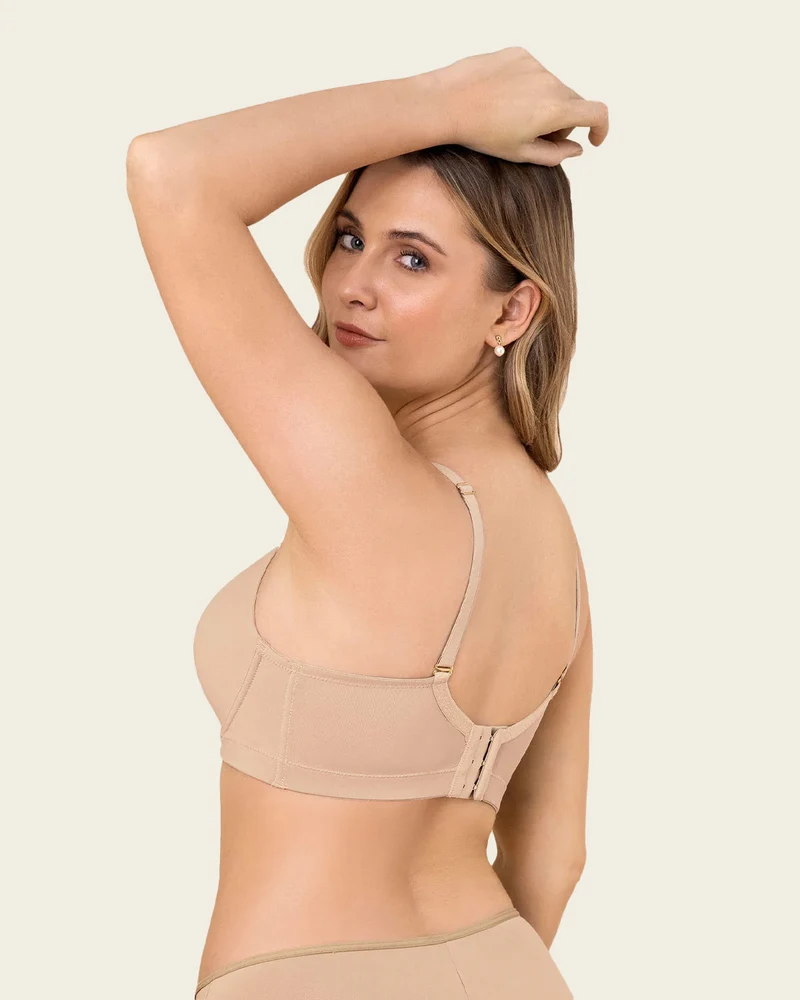Soutien-gorge à push-up doux avec une bonne couverture du dos
