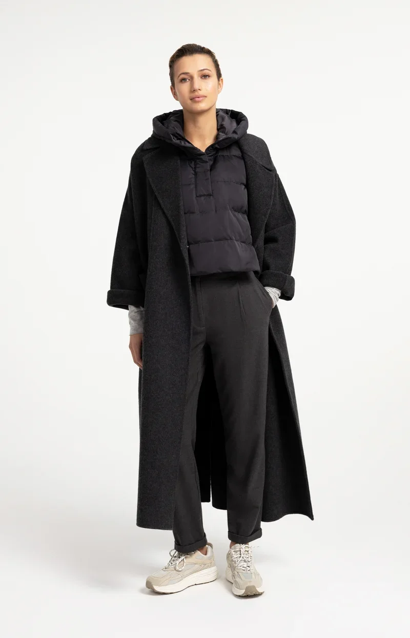 Manteau très long à coupe ample