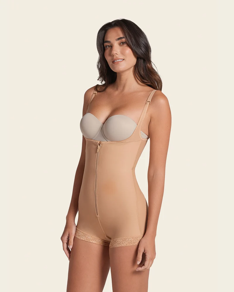Shorty gainant amincissant les fesses